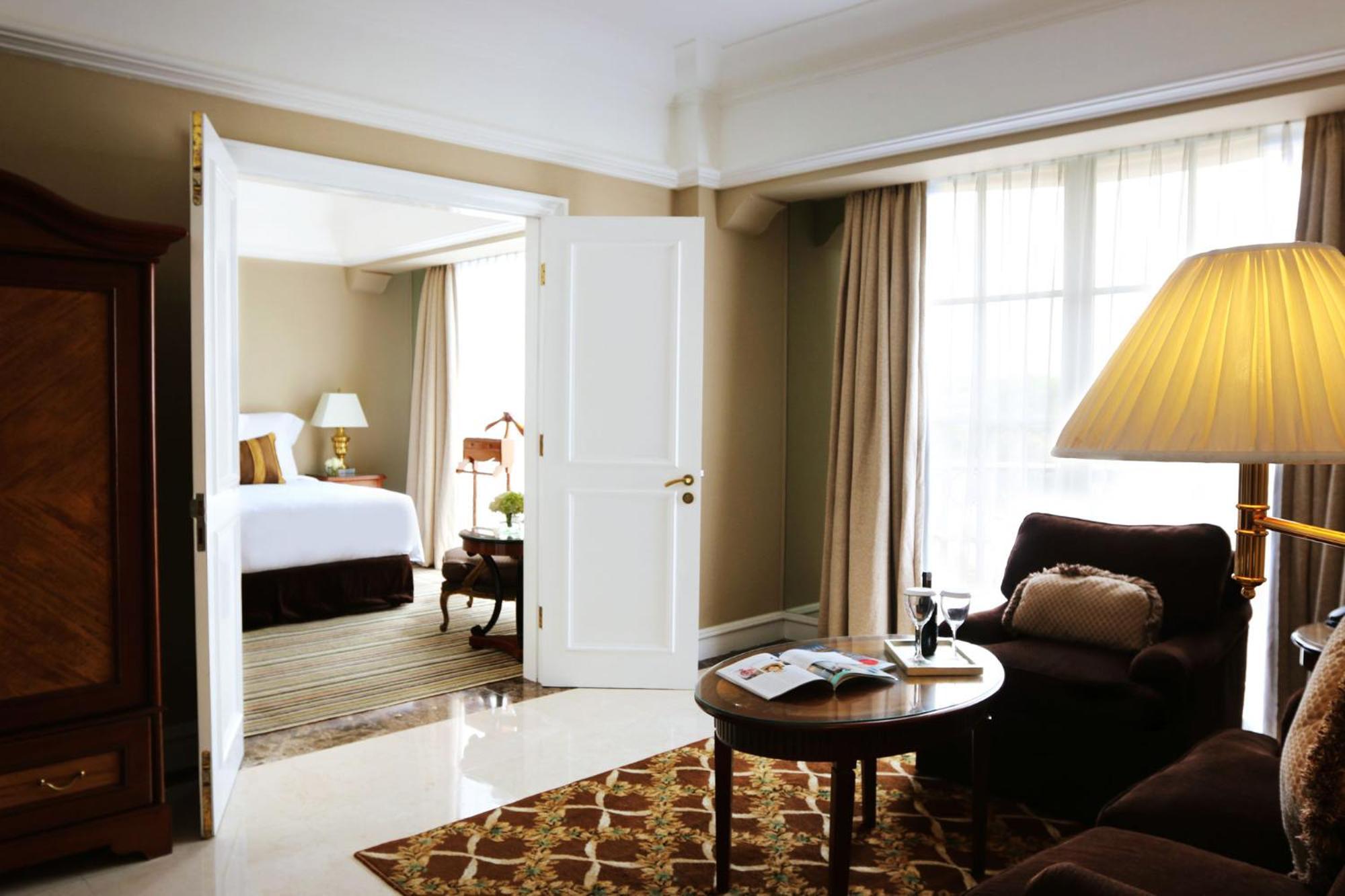 Deluxe Suite,394390806:JPEG